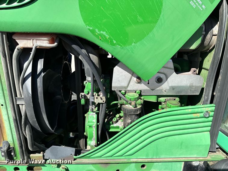 image for item OJ9517 2007 John Deere 6415 tractor