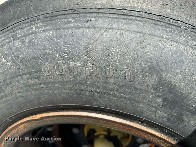 image for item OJ9517 2007 John Deere 6415 tractor