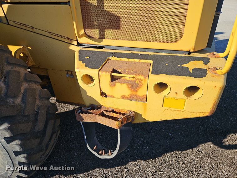 image for item OJ9524 2005 John Deere 444J wheel loader