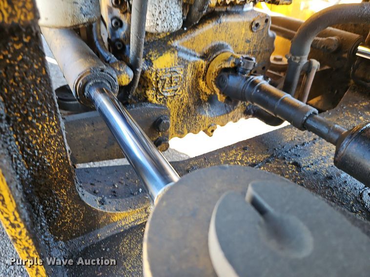 image for item OJ9524 2005 John Deere 444J wheel loader