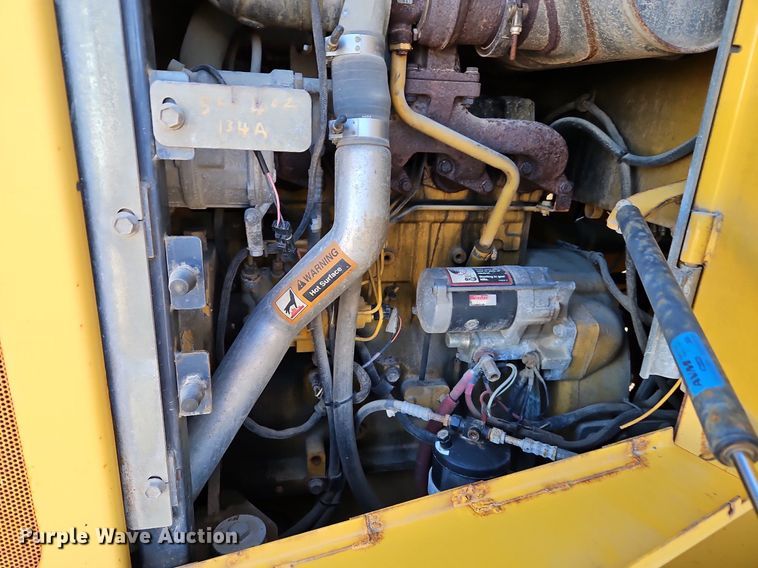 image for item OJ9524 2005 John Deere 444J wheel loader