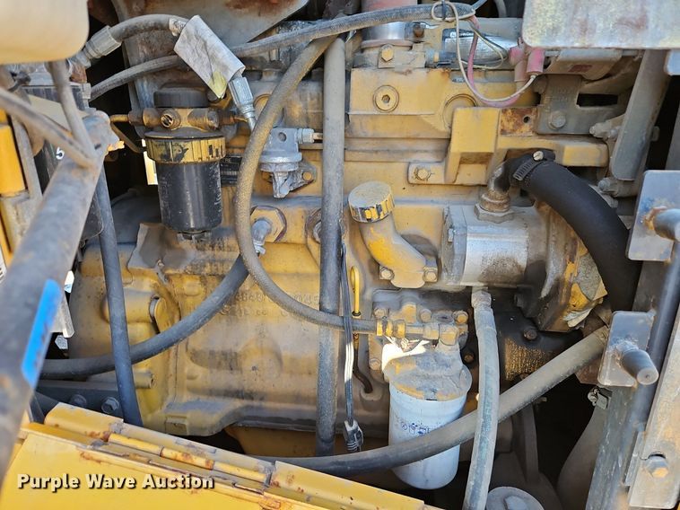 image for item OJ9524 2005 John Deere 444J wheel loader