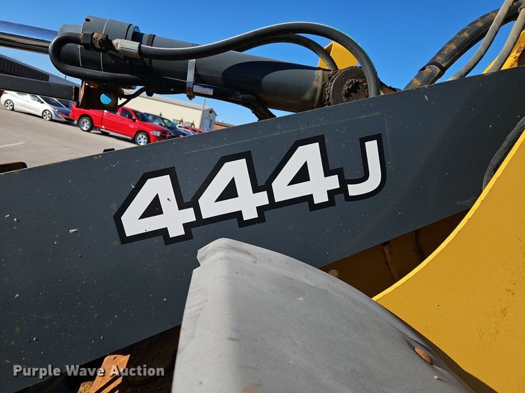 image for item OJ9525 2007 John Deere 444J wheel loader