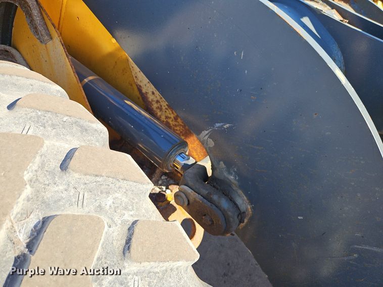 image for item OJ9525 2007 John Deere 444J wheel loader