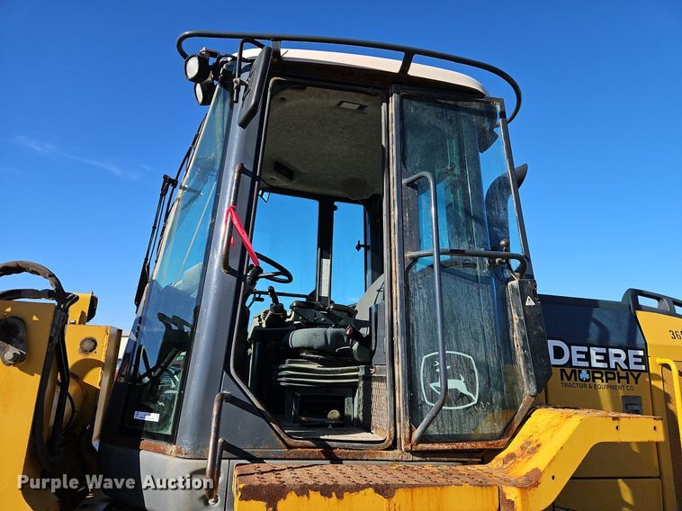 image for item OJ9525 2007 John Deere 444J wheel loader