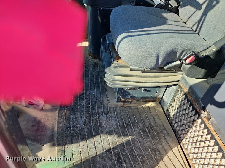 image for item OJ9525 2007 John Deere 444J wheel loader