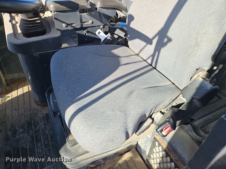 image for item OJ9525 2007 John Deere 444J wheel loader