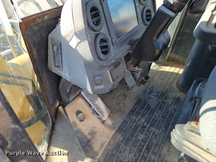 image for item OJ9525 2007 John Deere 444J wheel loader