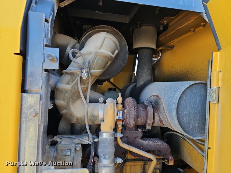 image for item OJ9525 2007 John Deere 444J wheel loader