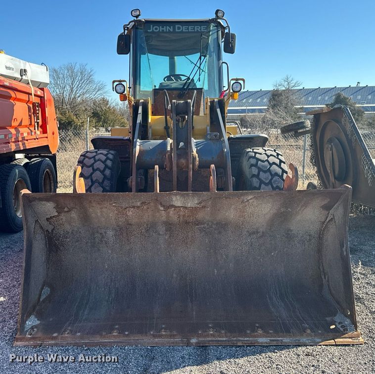 image for item OJ9526 2005 John Deere 444J wheel loader
