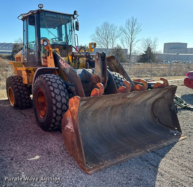 image for item OJ9526 2005 John Deere 444J wheel loader