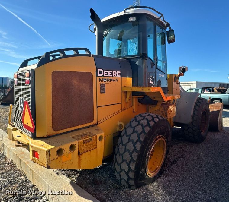 image for item OJ9526 2005 John Deere 444J wheel loader