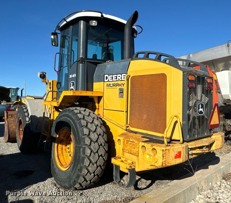 image for item OJ9526 2005 John Deere 444J wheel loader