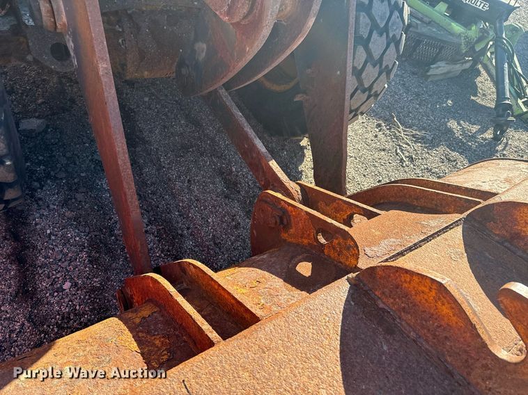 image for item OJ9526 2005 John Deere 444J wheel loader