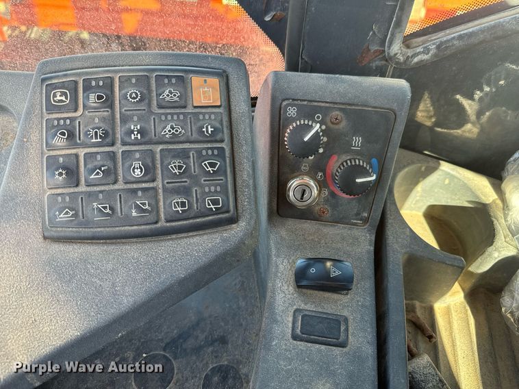 image for item OJ9526 2005 John Deere 444J wheel loader