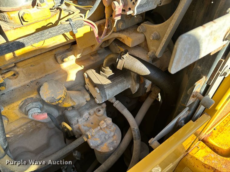 image for item OJ9526 2005 John Deere 444J wheel loader