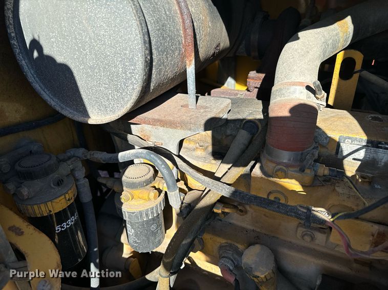 image for item OJ9526 2005 John Deere 444J wheel loader