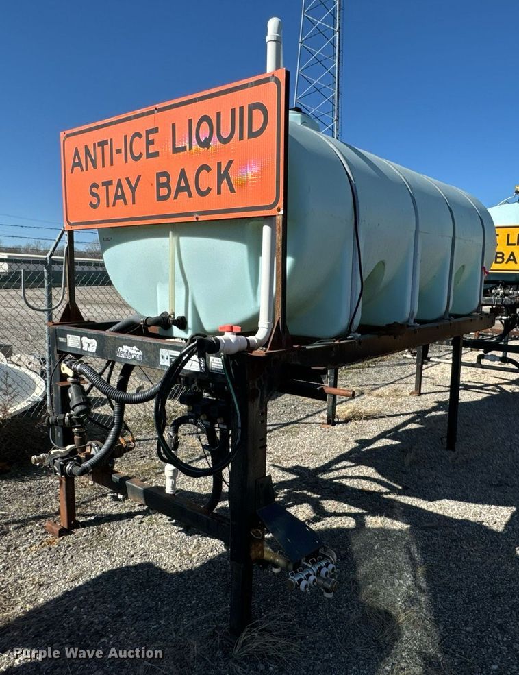 image for item OJ9528 Anti-ice tank