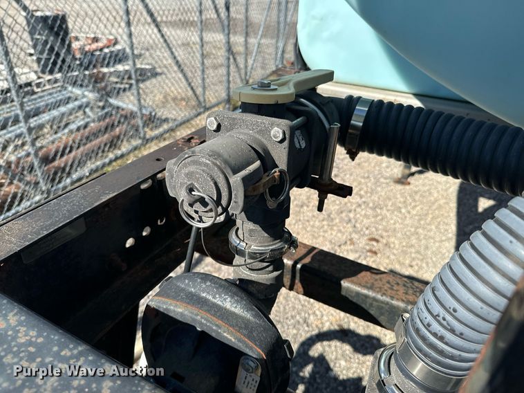 image for item OJ9529 Anti-ice tank