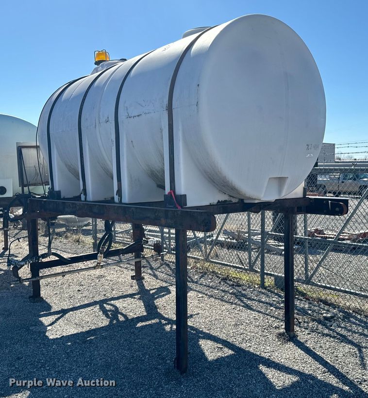 image for item OJ9530 Anti-ice tank