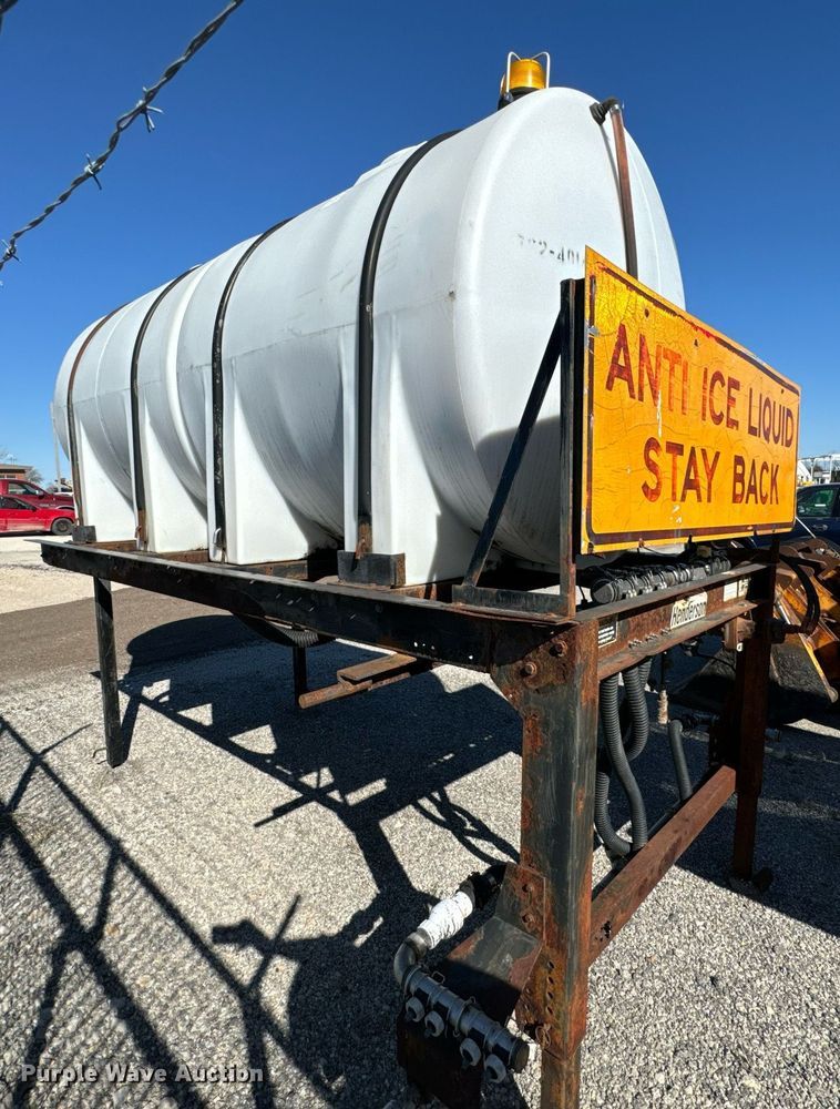 image for item OJ9530 Anti-ice tank