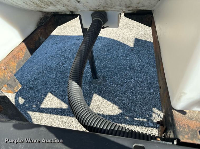 image for item OJ9530 Anti-ice tank