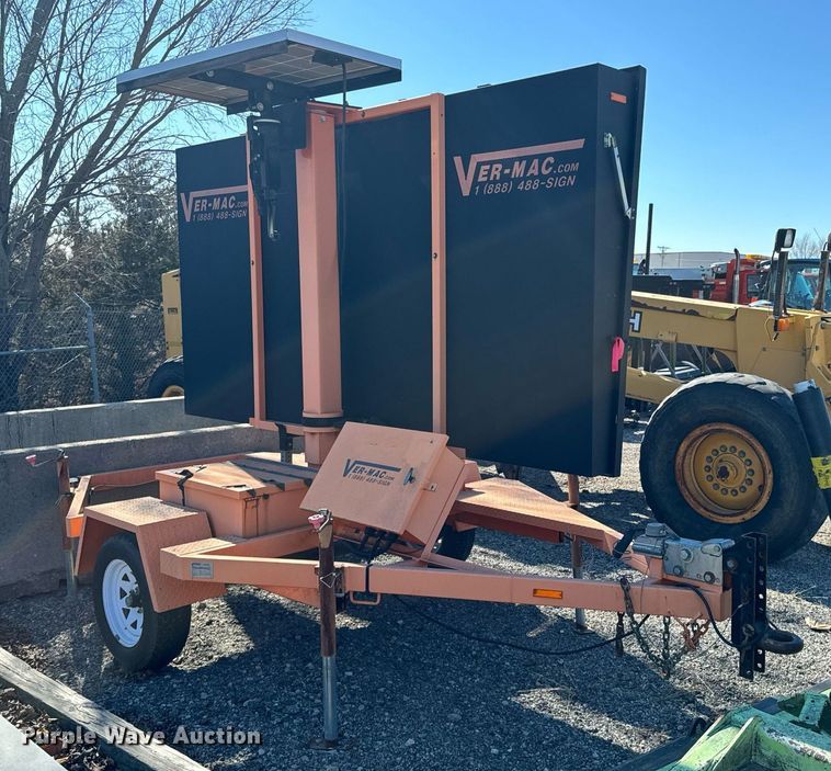 image for item OJ9531 2007 Ver-Mac 1210 message board trailer