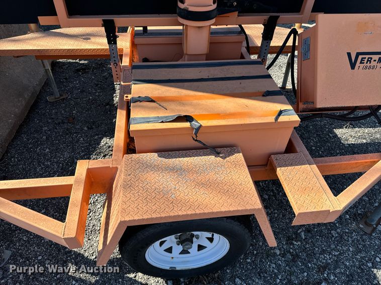 image for item OJ9531 2007 Ver-Mac 1210 message board trailer