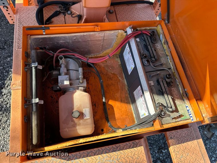 image for item OJ9531 2007 Ver-Mac 1210 message board trailer