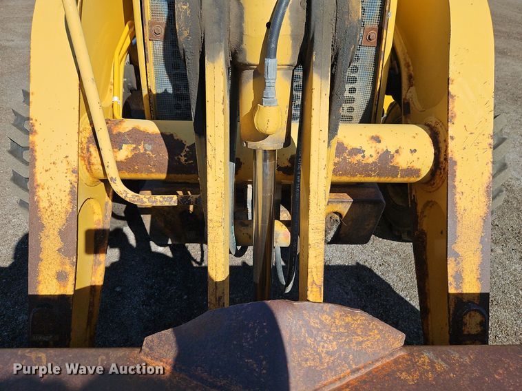 image for item OJ9540 2003 John Deere 310G backhoe