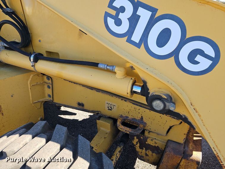 image for item OJ9540 2003 John Deere 310G backhoe