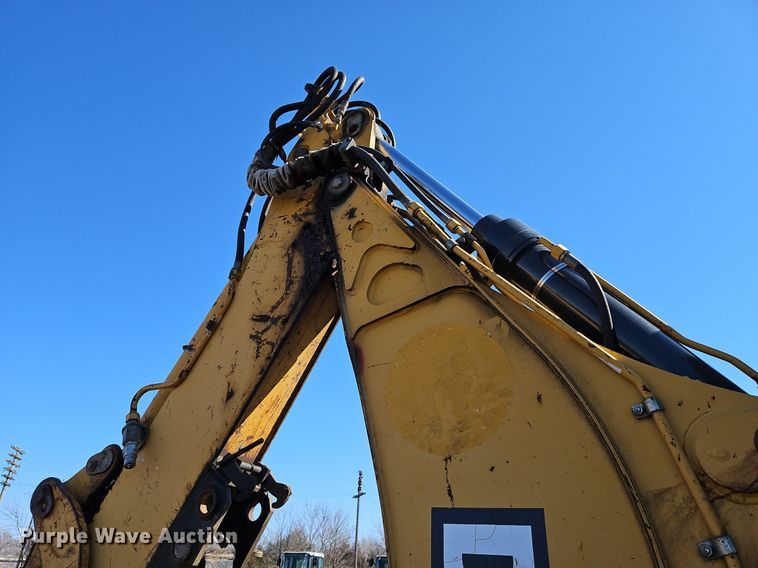 image for item OJ9540 2003 John Deere 310G backhoe