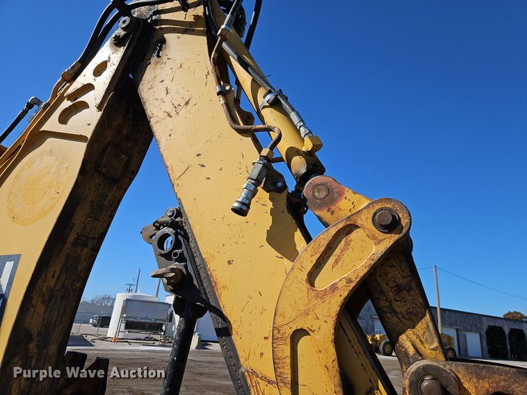 image for item OJ9540 2003 John Deere 310G backhoe