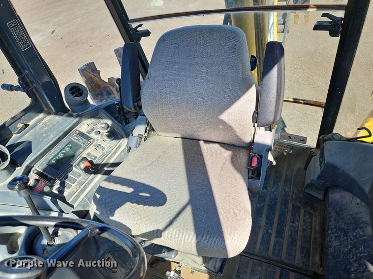 image for item OJ9540 2003 John Deere 310G backhoe