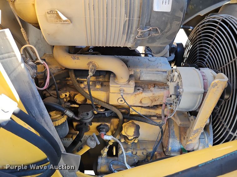 image for item OJ9540 2003 John Deere 310G backhoe