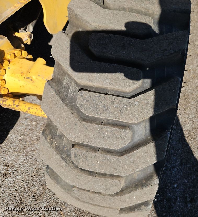 image for item OJ9540 2003 John Deere 310G backhoe