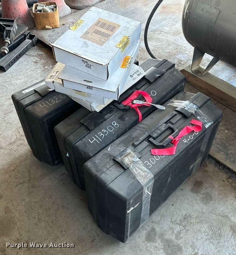 image for item OJ9541 (3) Genisys SPX OTC-3669 diagnostic scanners