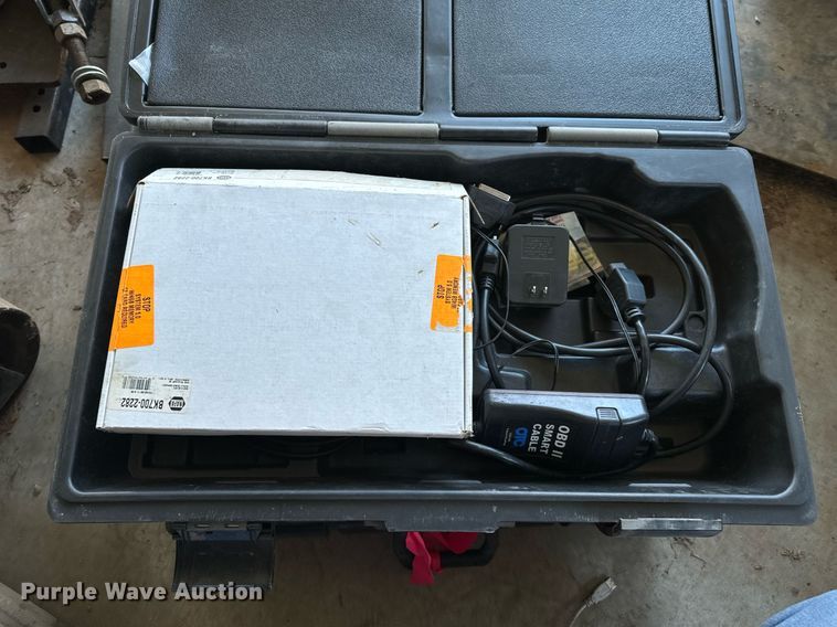 image for item OJ9541 (3) Genisys SPX OTC-3669 diagnostic scanners