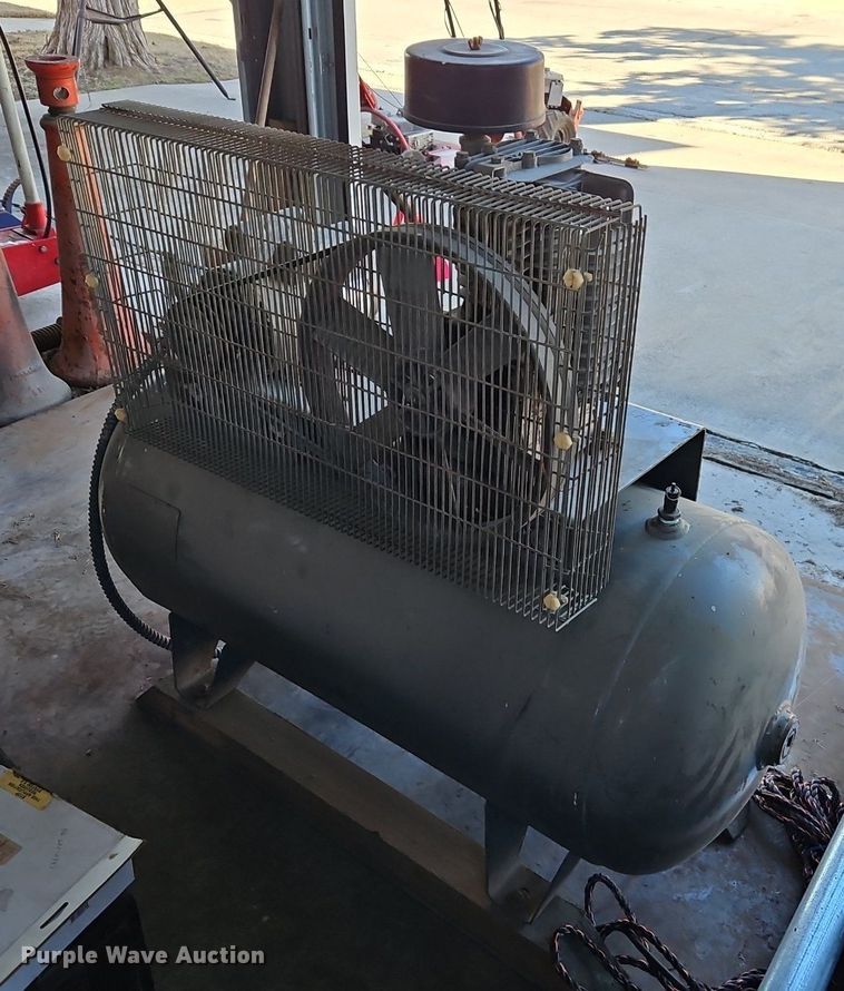 image for item OJ9544 American IMC T29.A.601H air compressor