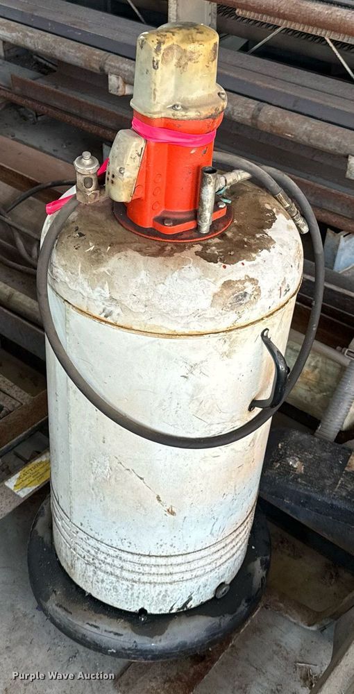 image for item OJ9549 Balcrank 2854 pneumatic grease dispenser  