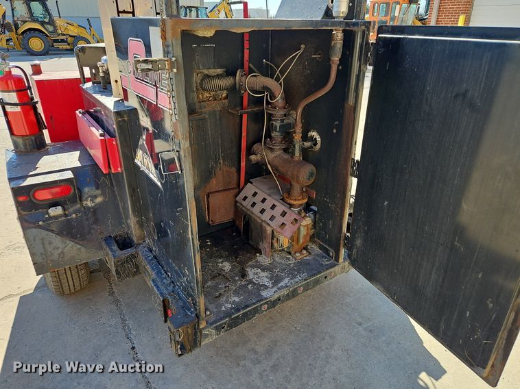 image for item OJ9557 2009 Cimline 110DH melter applicator