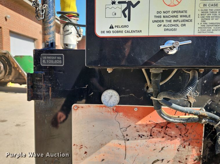 image for item OJ9557 2009 Cimline 110DH melter applicator