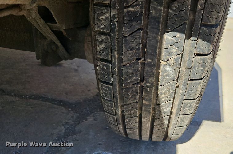 image for item OJ9557 2009 Cimline 110DH melter applicator