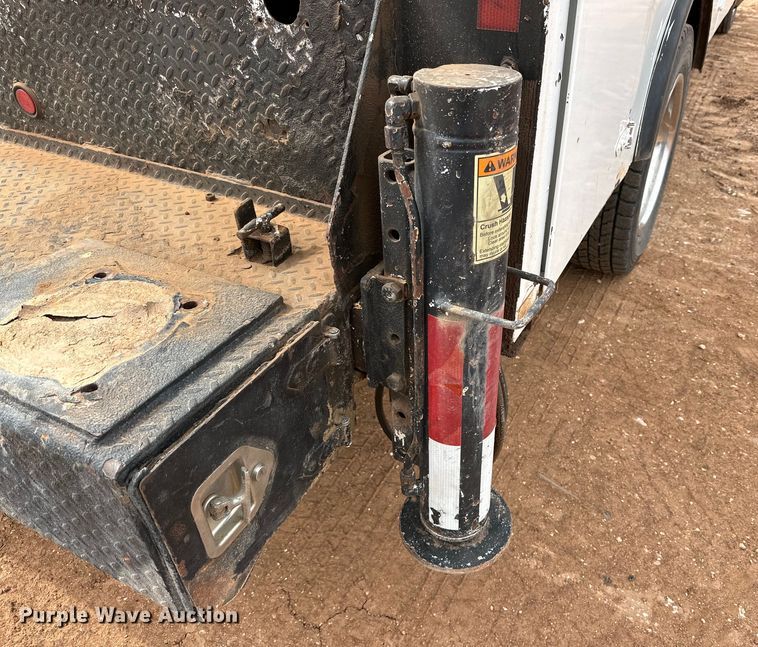 image for item DG4266 2011 Ford  F450 Super Duty utility / service truck