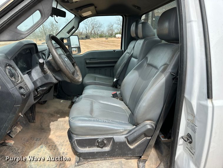 image for item DG4266 2011 Ford  F450 Super Duty utility / service truck