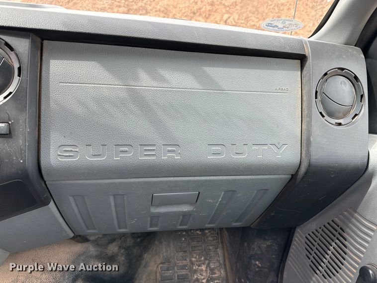 image for item DG4266 2011 Ford  F450 Super Duty utility / service truck