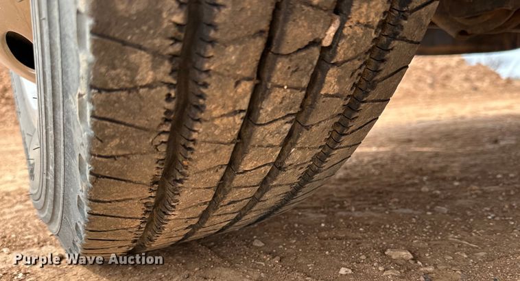 image for item DG4266 2011 Ford  F450 Super Duty utility / service truck