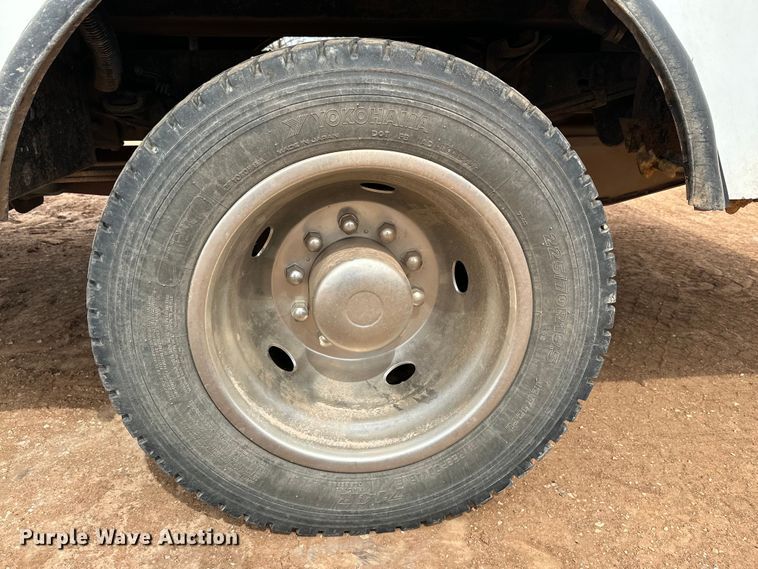 image for item DG4266 2011 Ford  F450 Super Duty utility / service truck