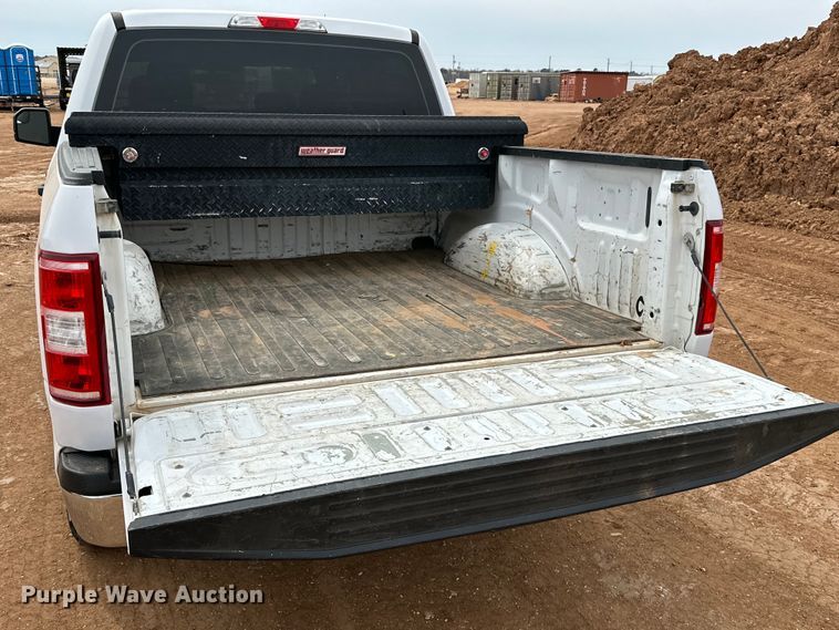 image for item DG4271 2019 Ford F150 SuperCrew pickup truck