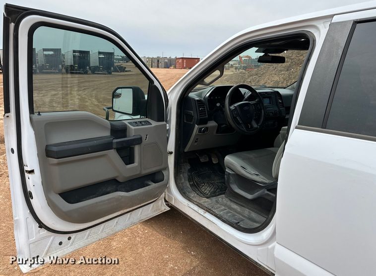 image for item DG4271 2019 Ford F150 SuperCrew pickup truck